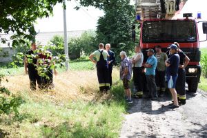 strażacy OSP z wójtem Gminy Obrowo