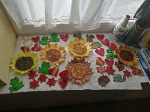 wystawa pomalowanych słoneczników